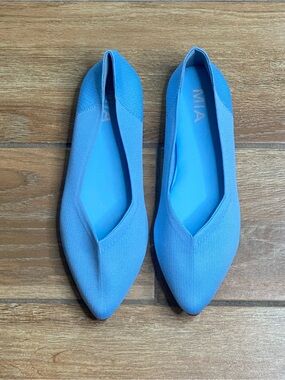 Mia Blue 6 Kerri Flats
